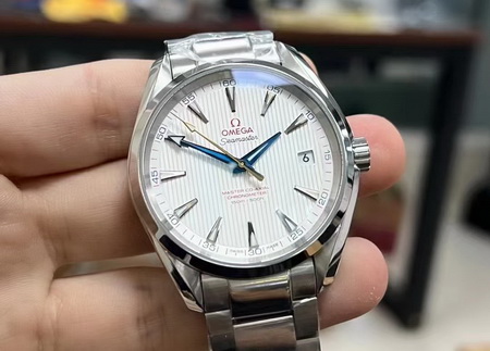 VS ファクトリー製オメガシーマスター 150 レプリカと他工場製品の違い