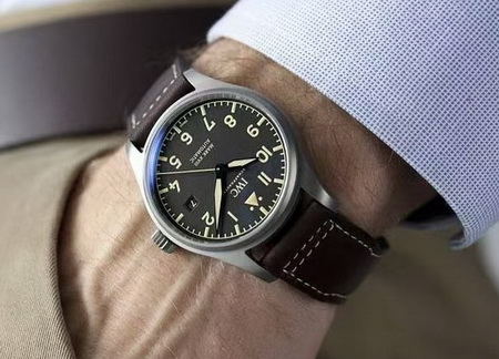 V7 ファクトリー製クローン IWC パイロットウォッチ比較レビュー