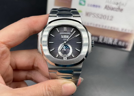 PPF 工場製パテック・フィリップ ノーチラス 5726/1A-014 レプリカ時計レビュー