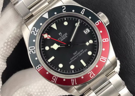 チュードル ブラックベイ GMT M79830 レプリカ時計 比較レビュー