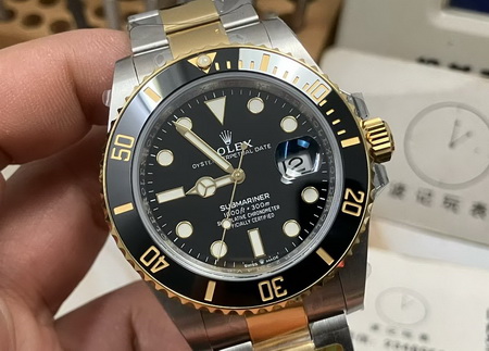 C 工場製ロレックス サブマリーナー 41mm m126613ln-0002 3235 ムーブメント 本物とレプリカ比較解説